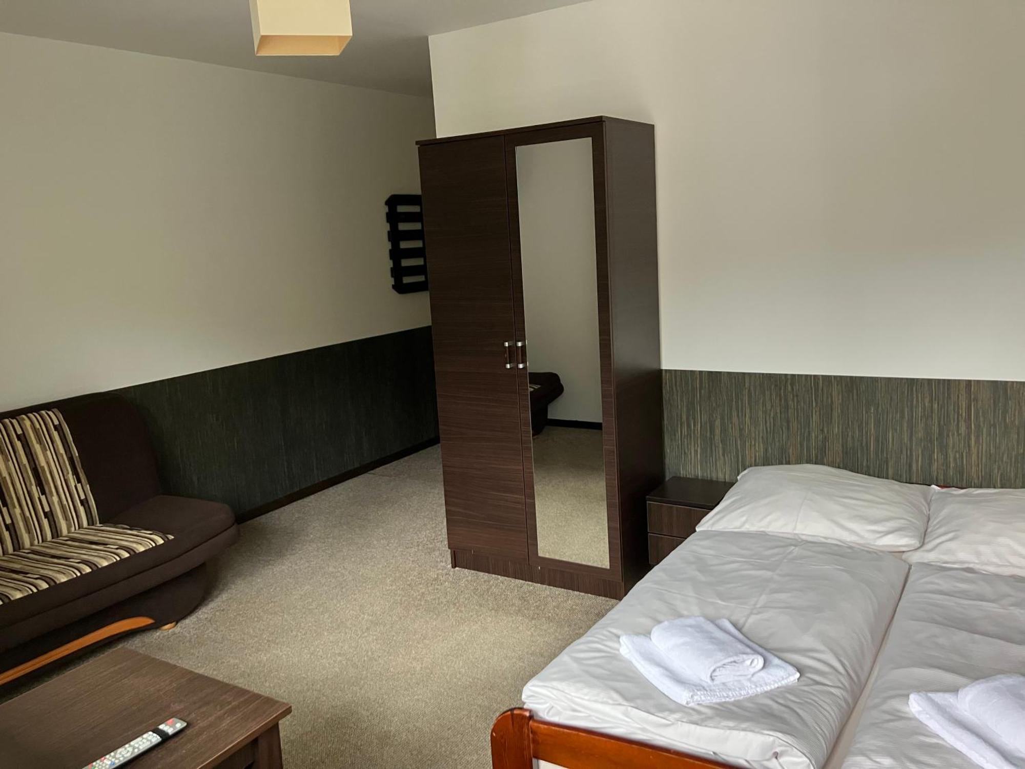 Niezapominajka Bed & Breakfast Щирк Екстериор снимка