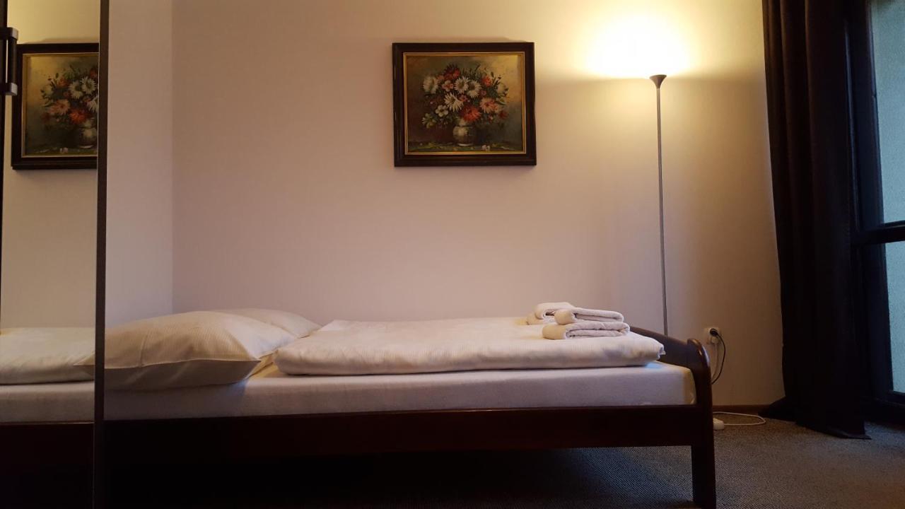 Niezapominajka Bed & Breakfast Щирк Екстериор снимка