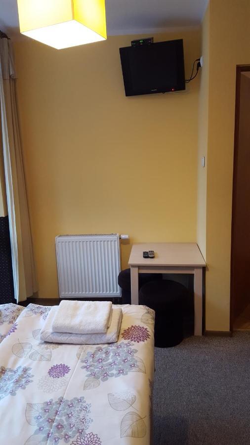 Niezapominajka Bed & Breakfast Щирк Екстериор снимка